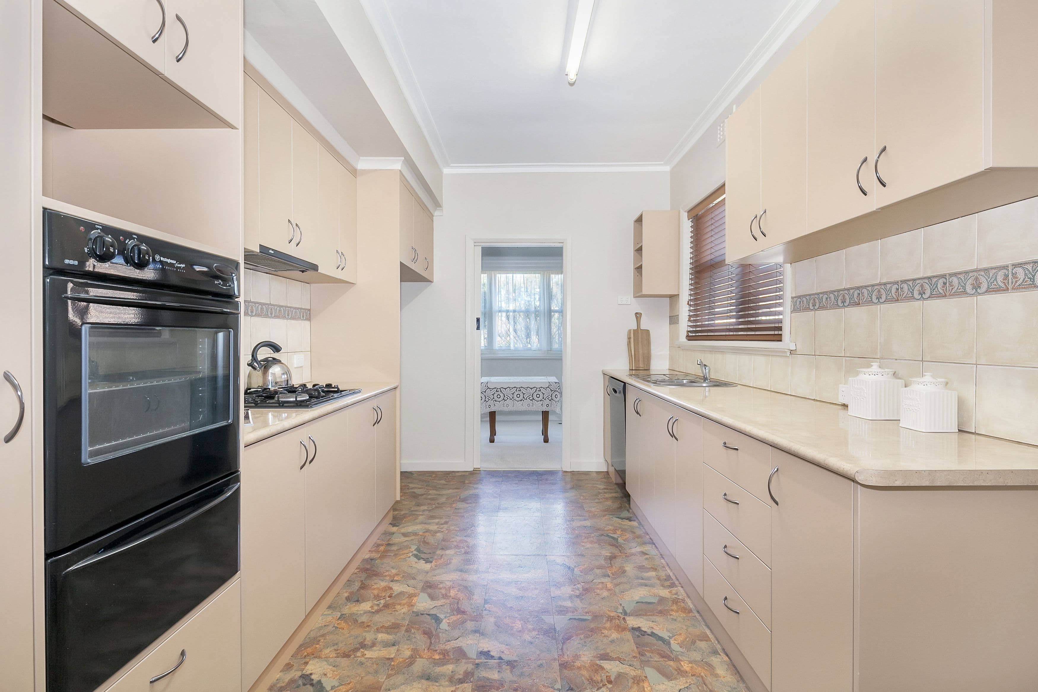 29 Waller Avenue, Newington VIC 3350, Newington - Thumbnail 7