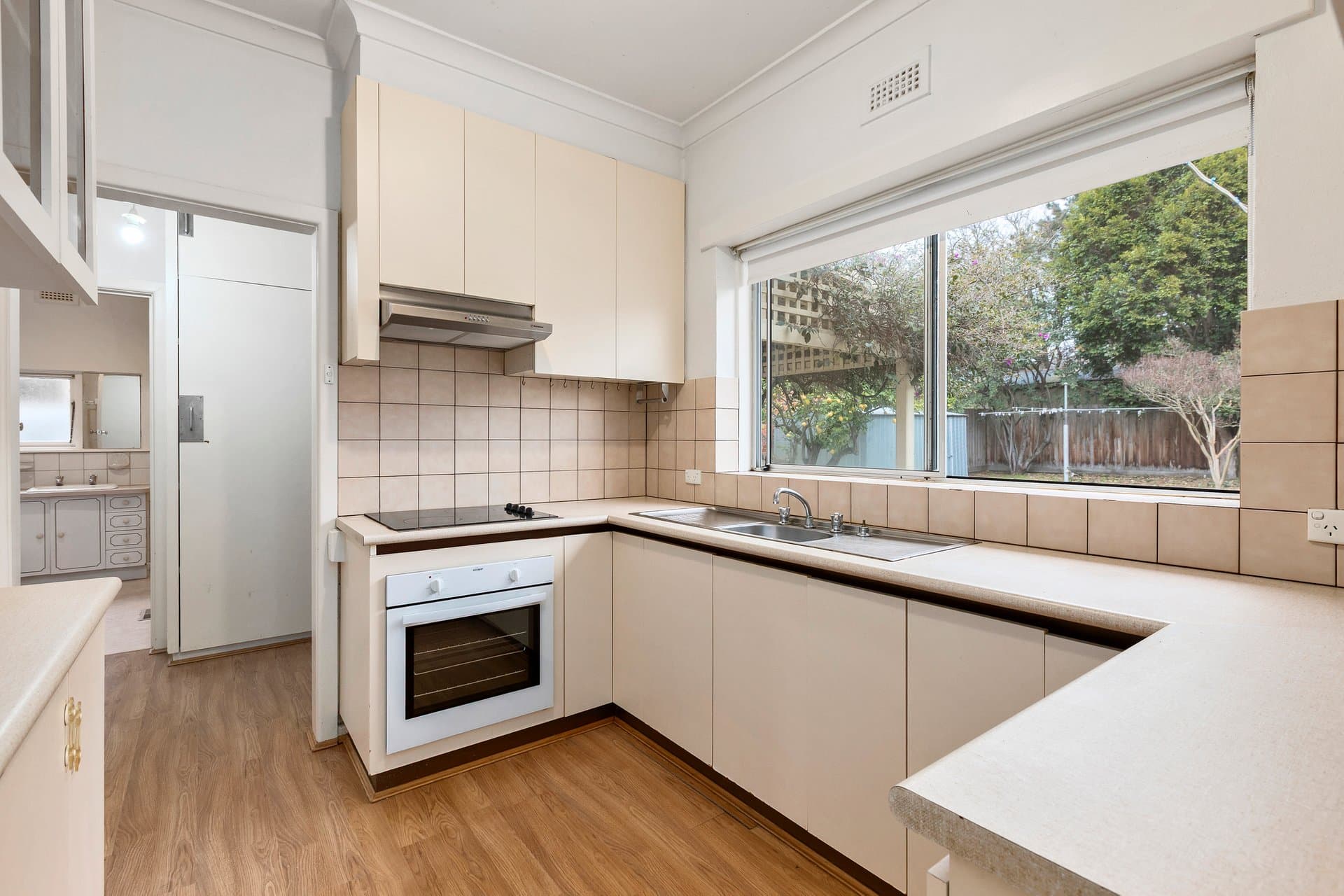 5 Elora Road, Oakleigh South - Thumbnail 4