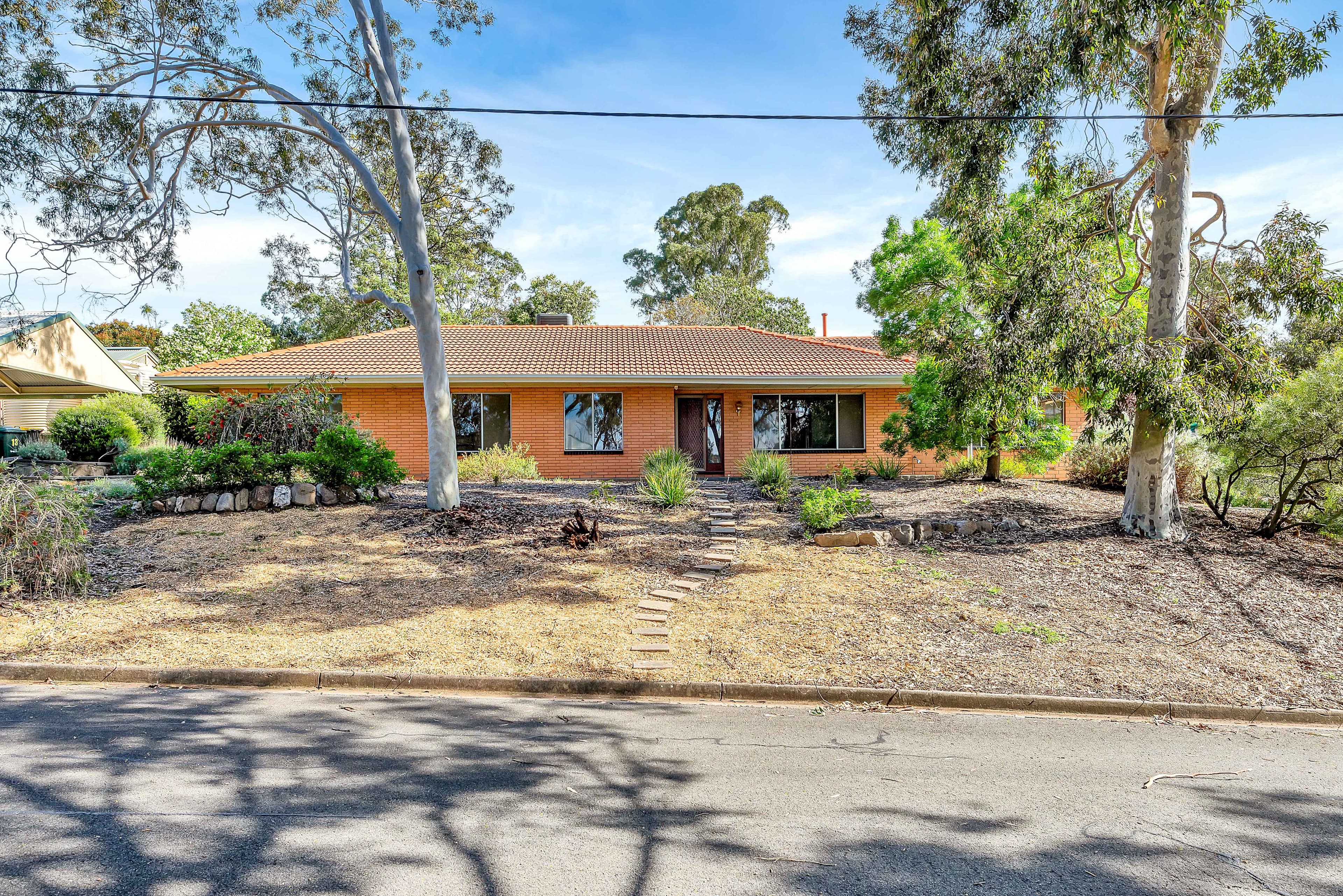 15 Roseberry Avenue, Eden Hills SA 5050, Eden Hills - Image 1