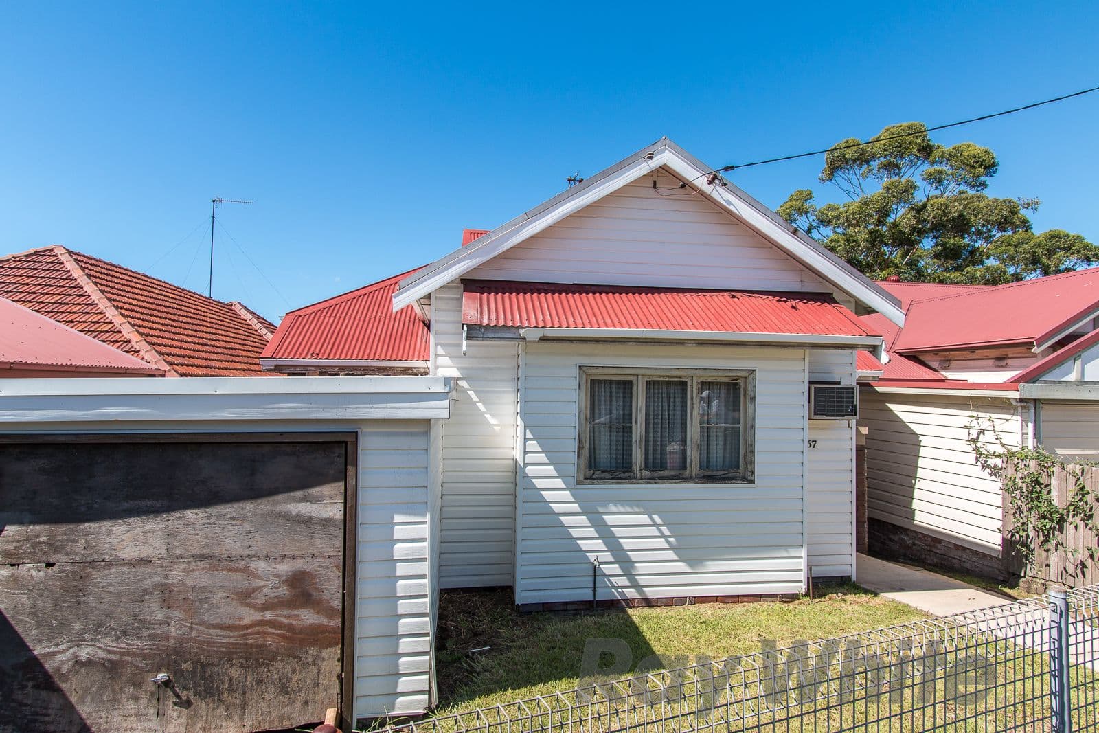 67 Elizabeth Street, Tighes Hill - Image 1