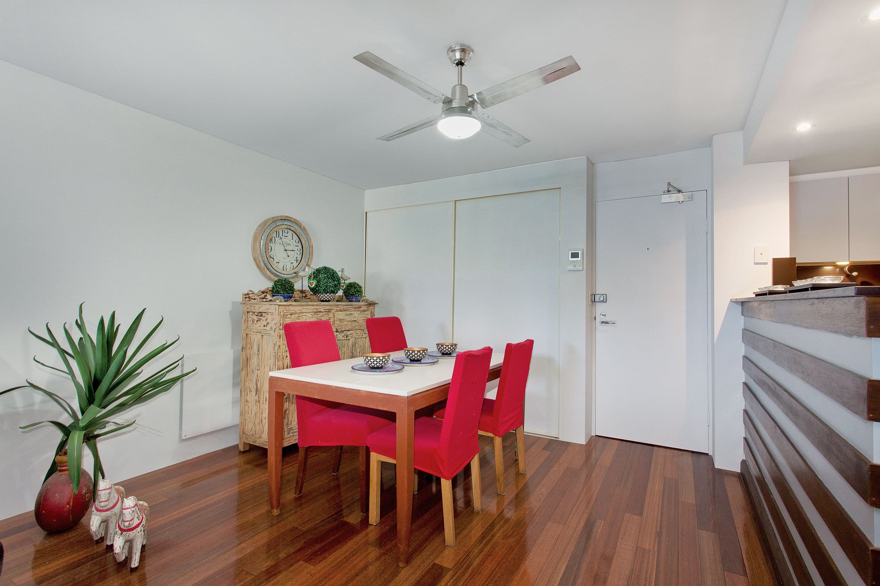 6-8 Waterloo Street, Narrabeen NSW 2101, Narrabeen - Thumbnail 4
