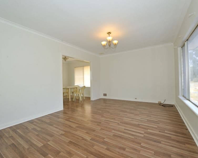 19 Dent Court, ORELIA WA 6167, Orelia - Thumbnail 4