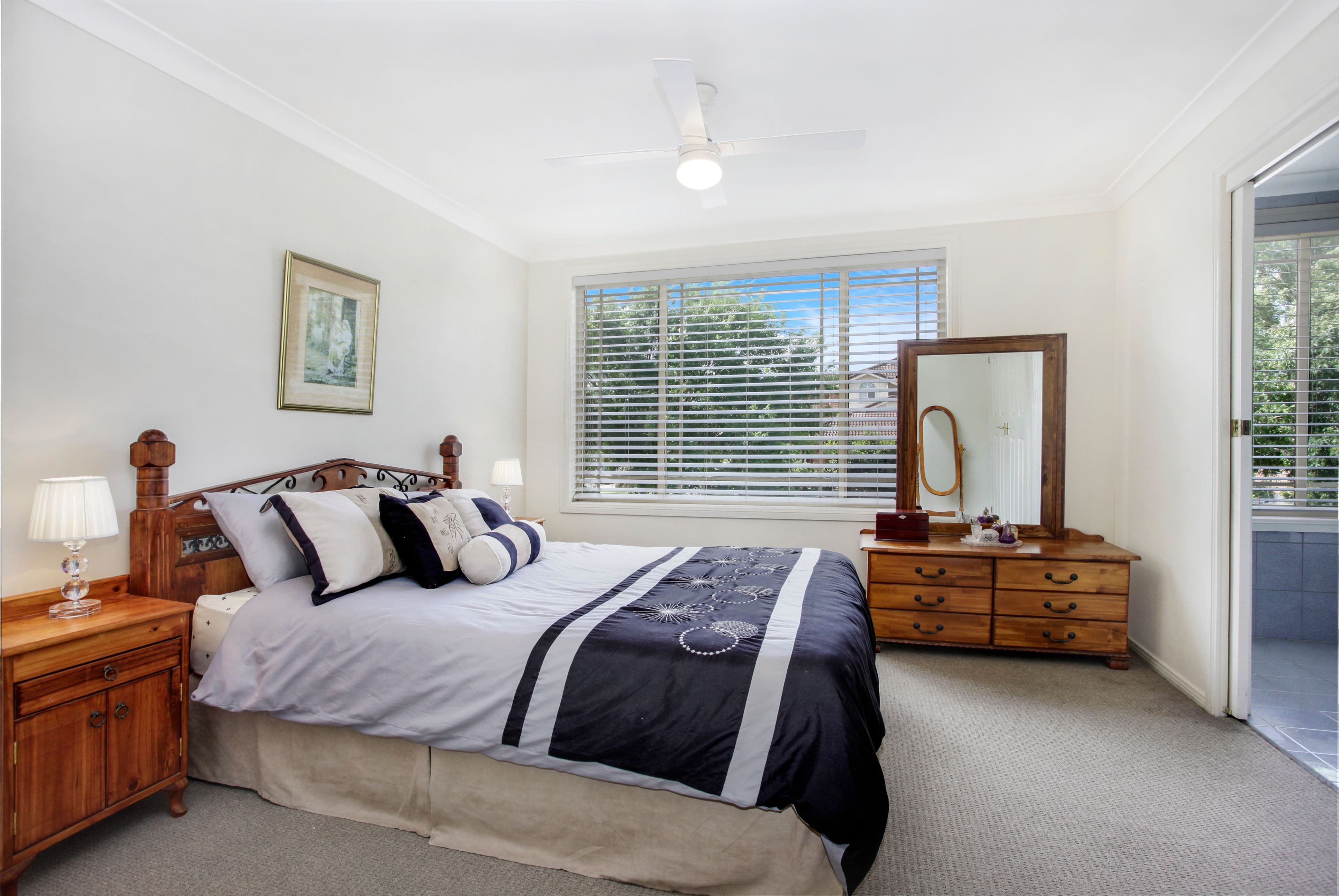 15 Middlehope Street, Bonnyrigg Heights - Thumbnail 2