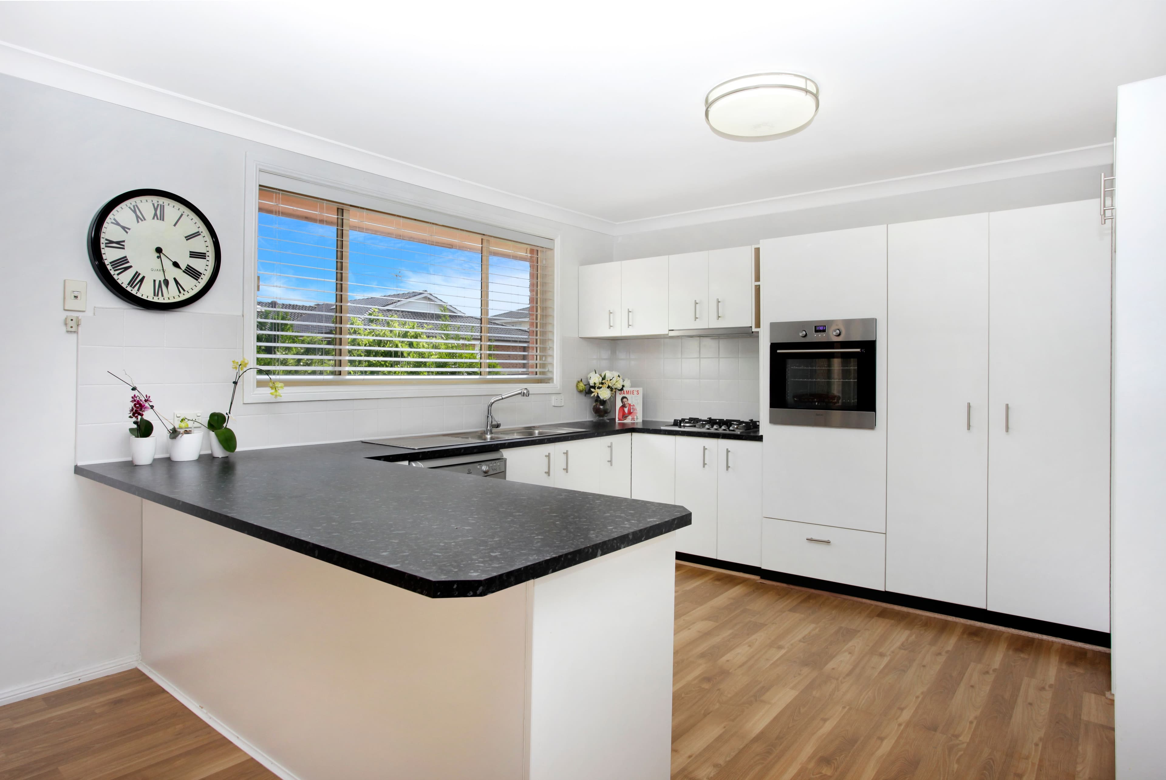15 Middlehope Street, Bonnyrigg Heights - Thumbnail 5