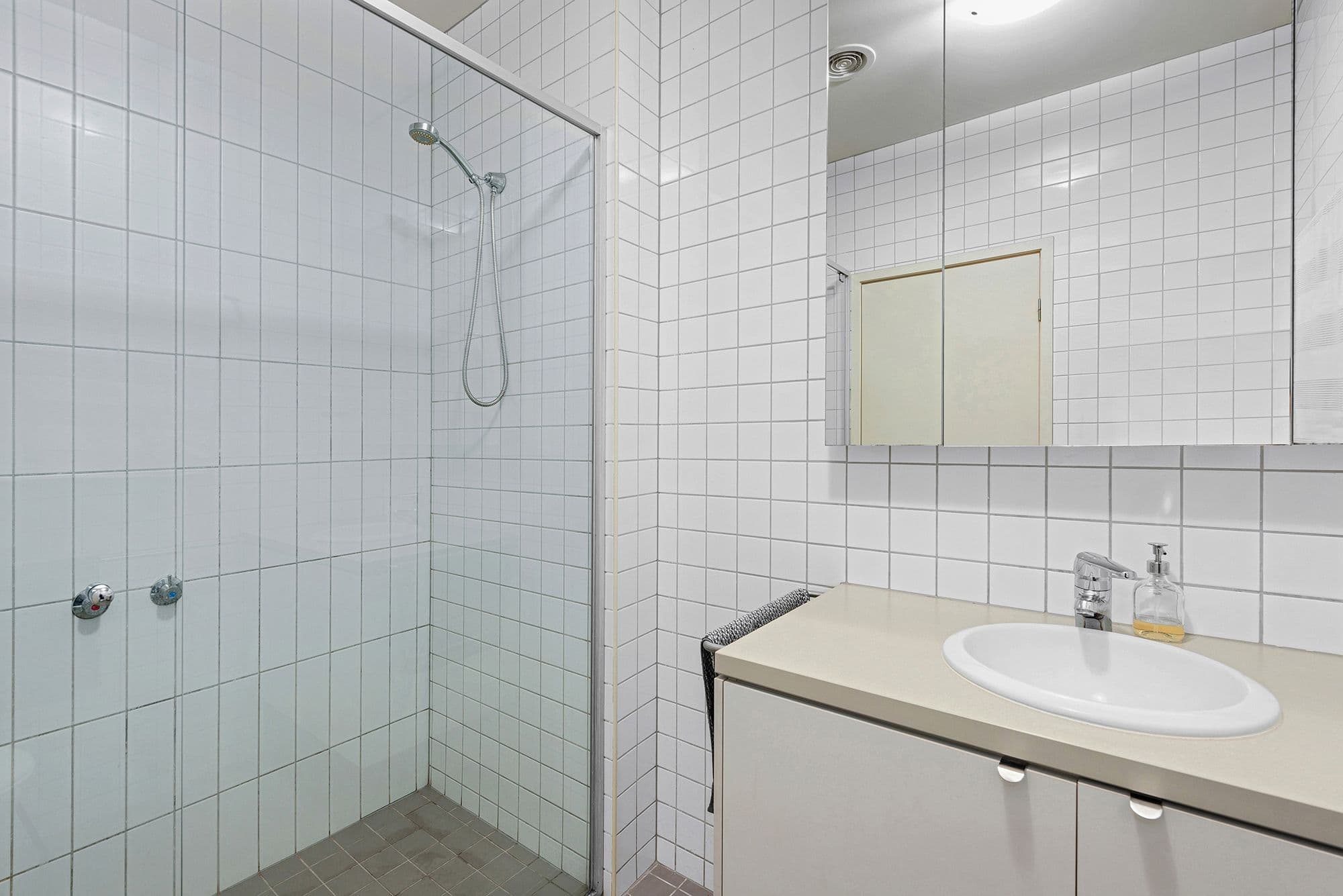 21 Love Street, Bulimba QLD 4171, Bulimba - Thumbnail 6