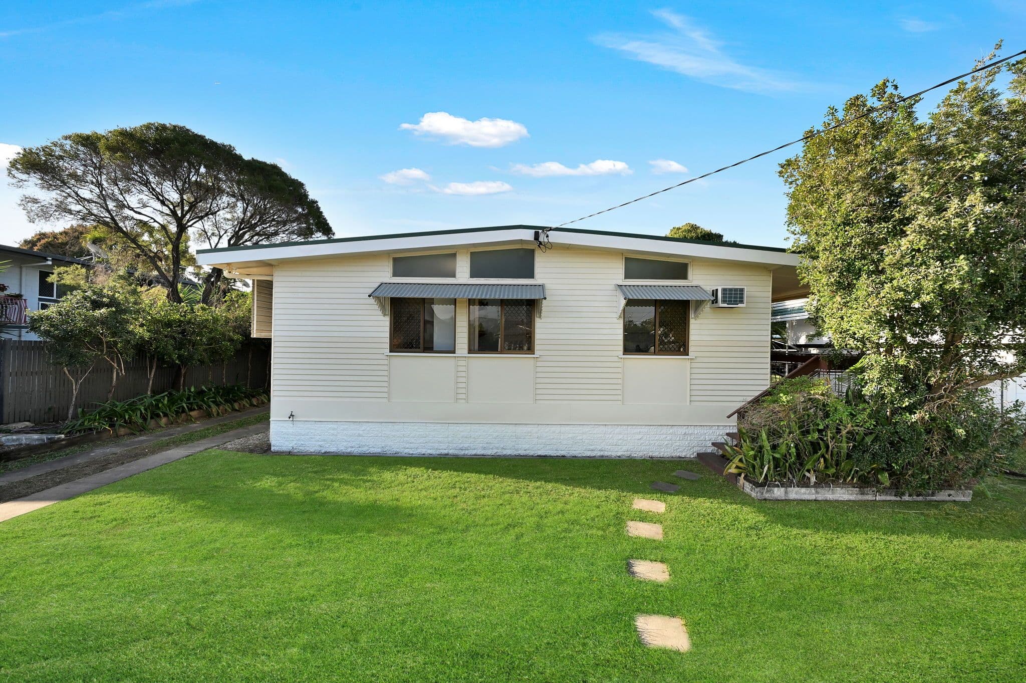 21 Surrey Street, Hyde Park QLD 4812, Hyde Park - Thumbnail 3
