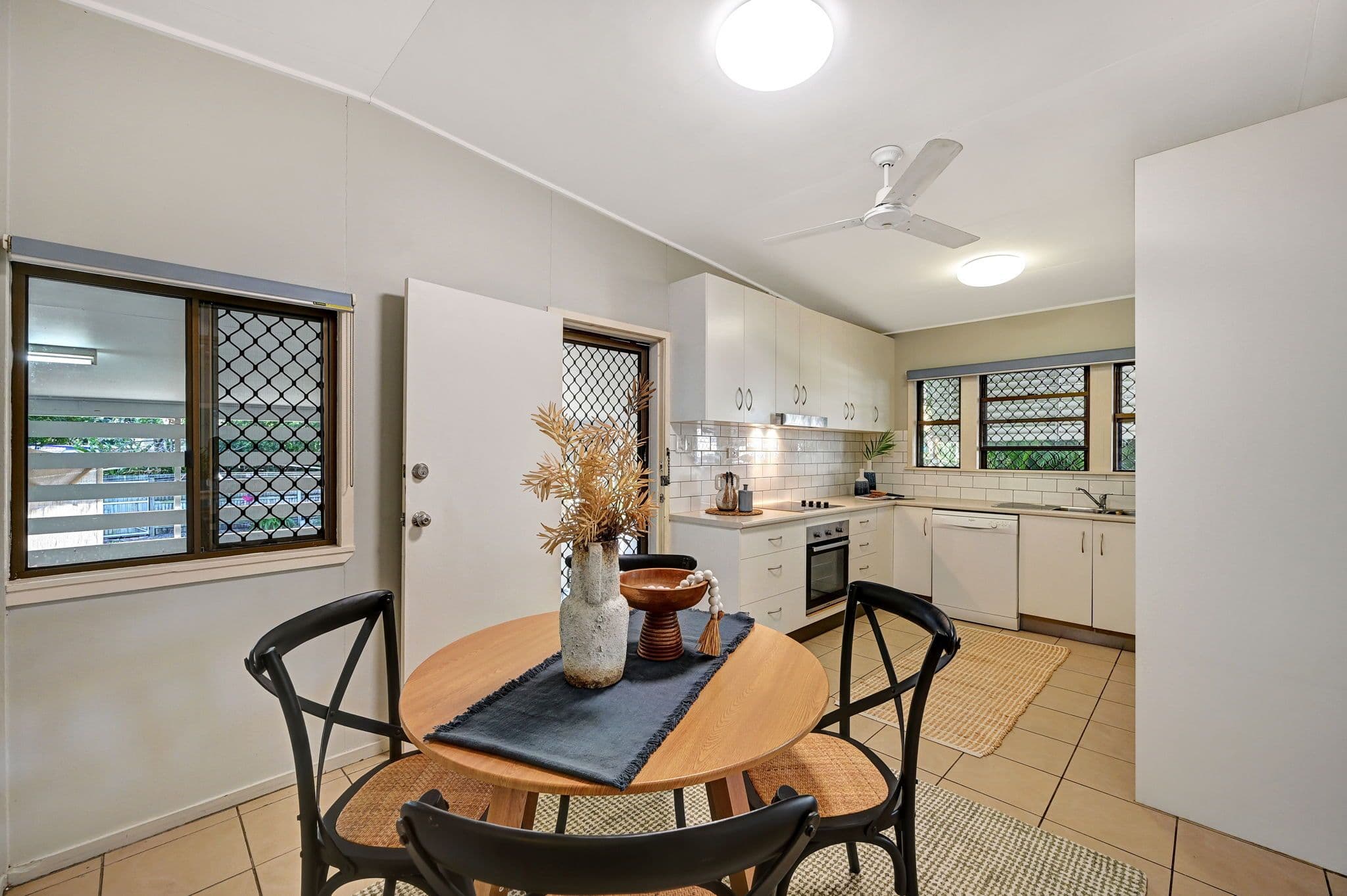 21 Surrey Street, Hyde Park QLD 4812, Hyde Park - Thumbnail 8
