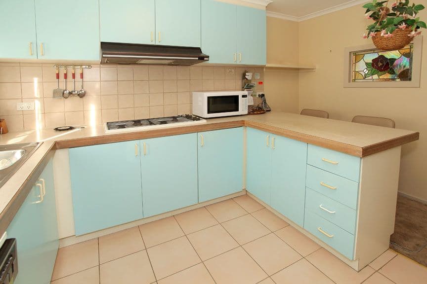 1 Brush Grove, GLEN WAVERLEY VIC 3150, Glen Waverley - Thumbnail 2