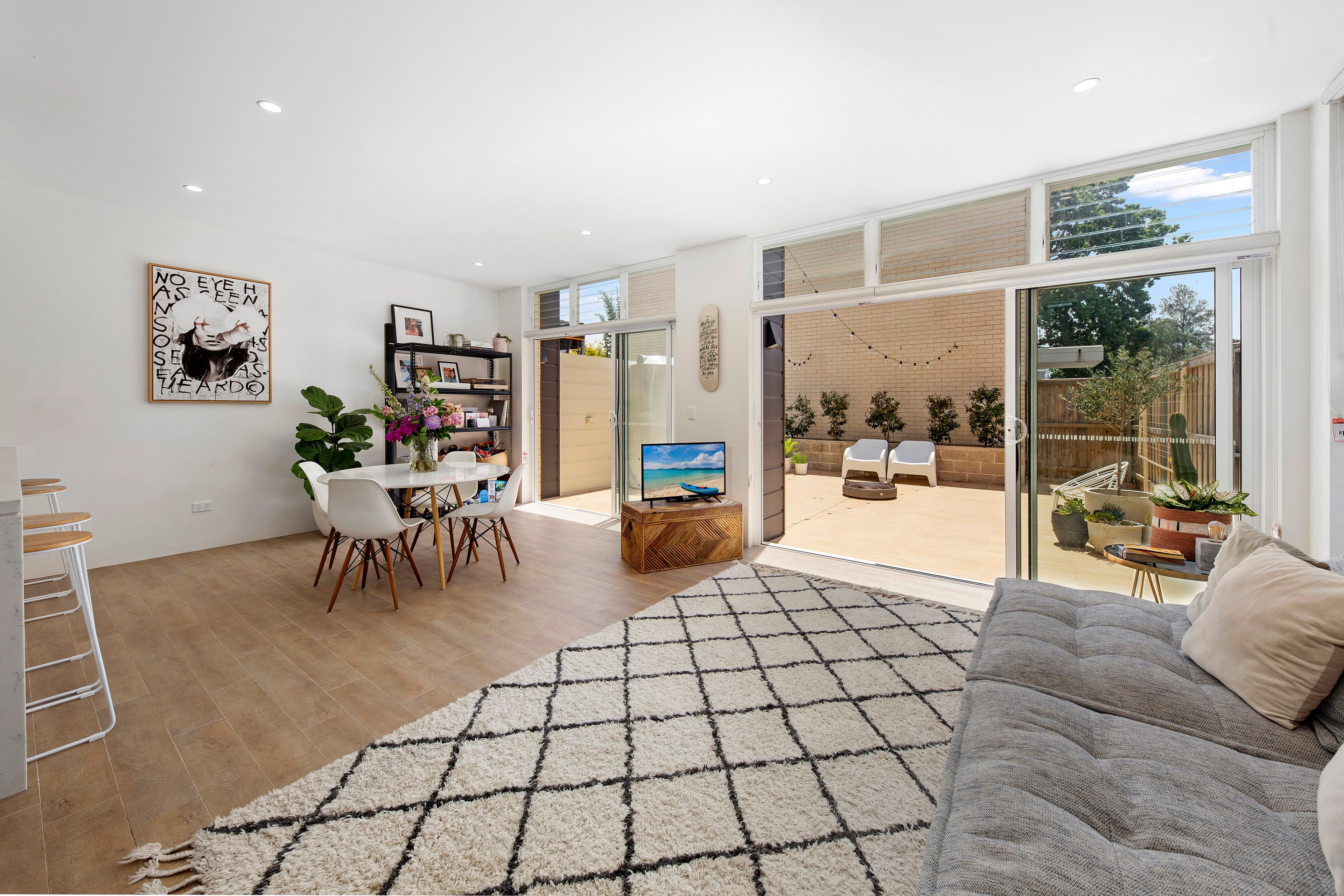 201 Parraweena Road, Miranda NSW 2228, Miranda - Thumbnail 2