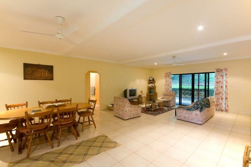 5 Chelsea Close, KEWARRA BEACH QLD 4879, Kewarra Beach - Thumbnail 4