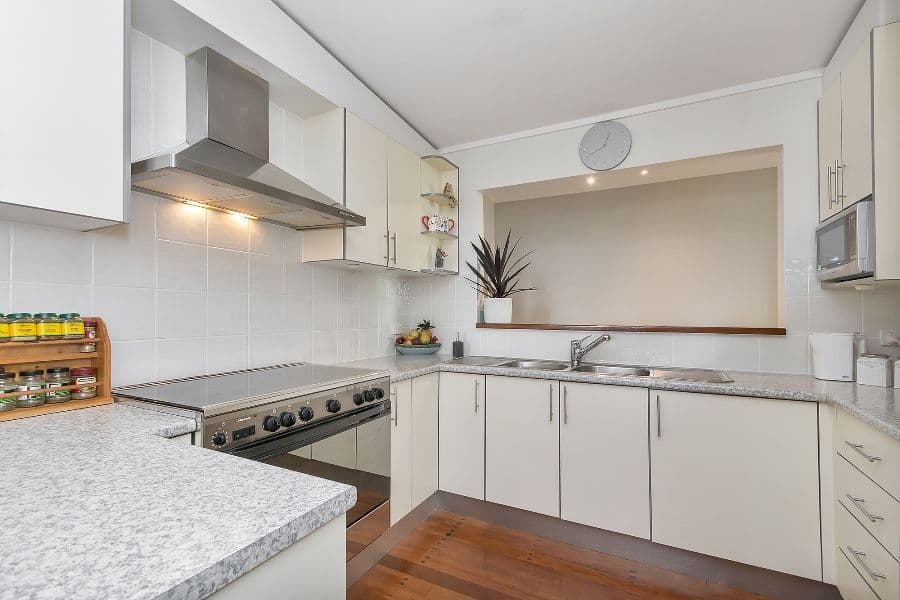 12 Burton Street, North Booval QLD 4304, North Booval - Thumbnail 4