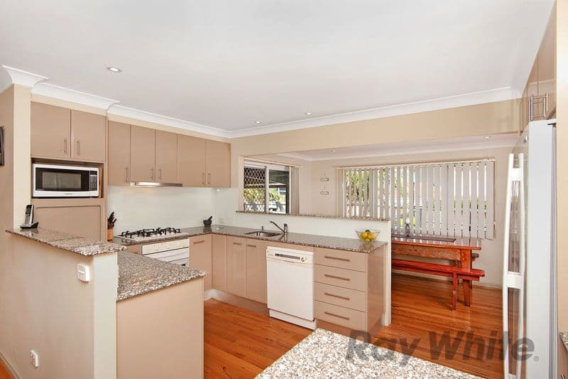 3 Lady Laurel Drive, BLUE HAVEN NSW 2262, Blue Haven - Thumbnail 2