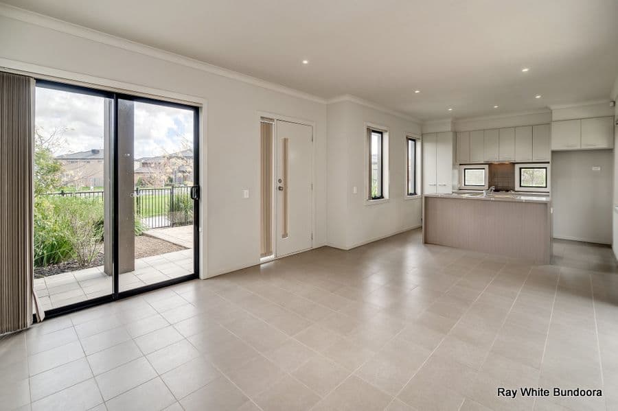 8 Saratoga Walk, EPPING VIC 3076, Epping - Thumbnail 3