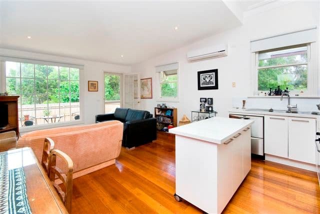 2 Elizabeth Street, NORTHCOTE VIC 3070, Northcote - Thumbnail 2
