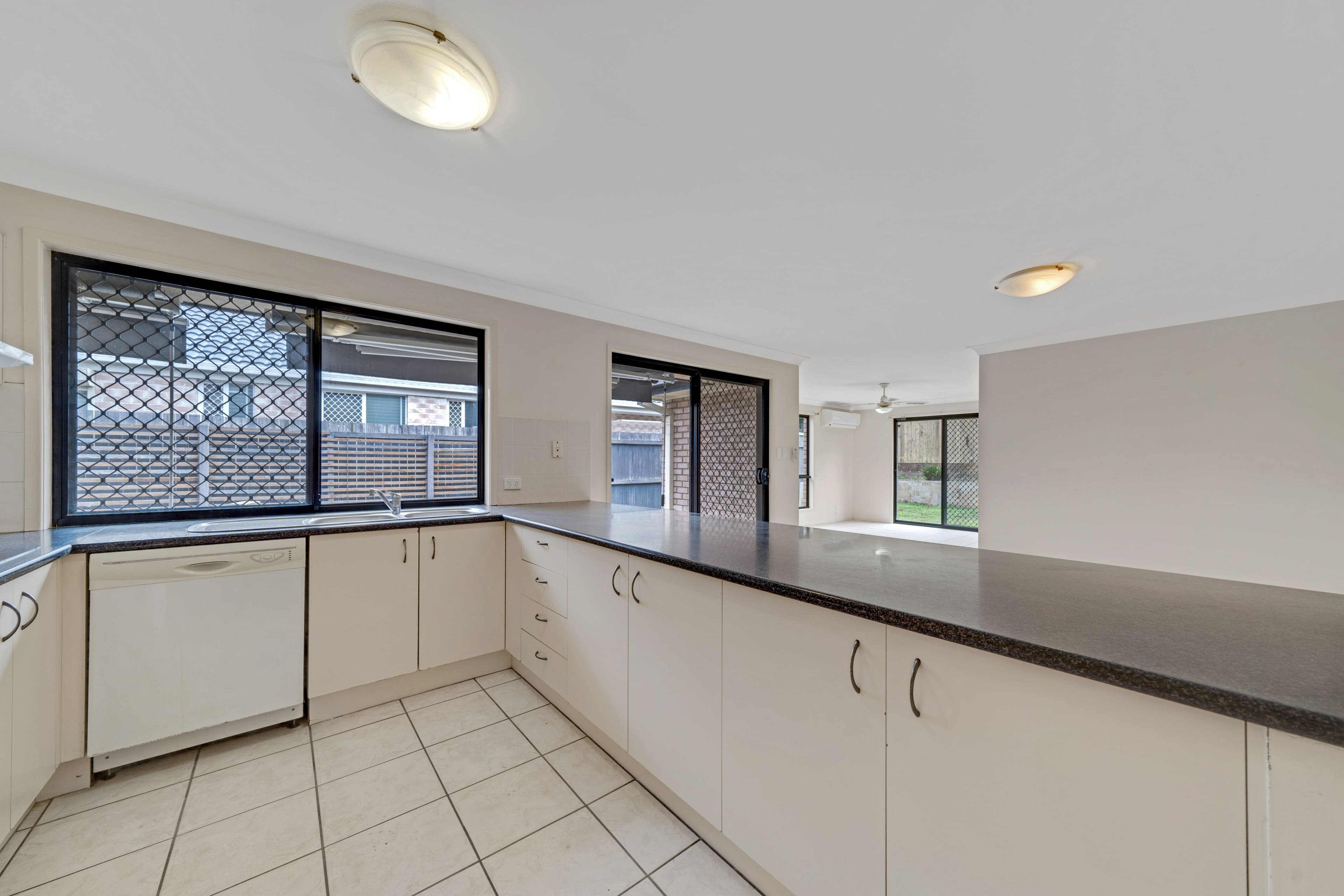 51 Tamarisk Way, Drewvale QLD 4116, Drewvale - Thumbnail 5