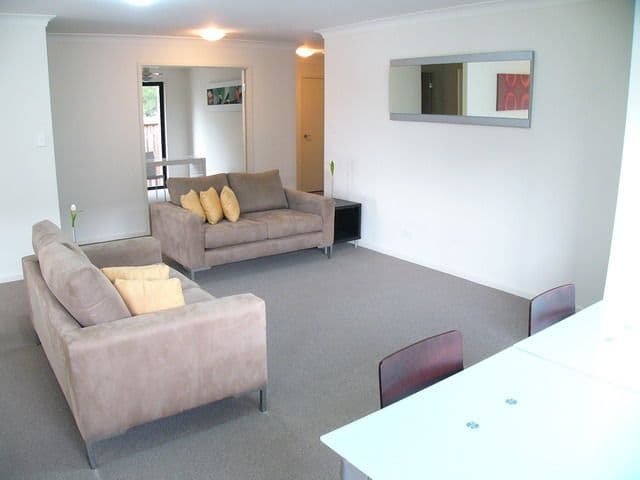 79 Matthews Way, WAKERLEY QLD 4154, Wakerley - Thumbnail 2