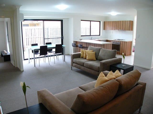 79 Matthews Way, WAKERLEY QLD 4154, Wakerley - Thumbnail 5
