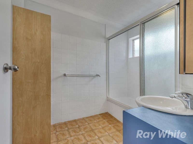 24 Rosemount Terrace, WINDSOR QLD 4030, Windsor - Thumbnail 6