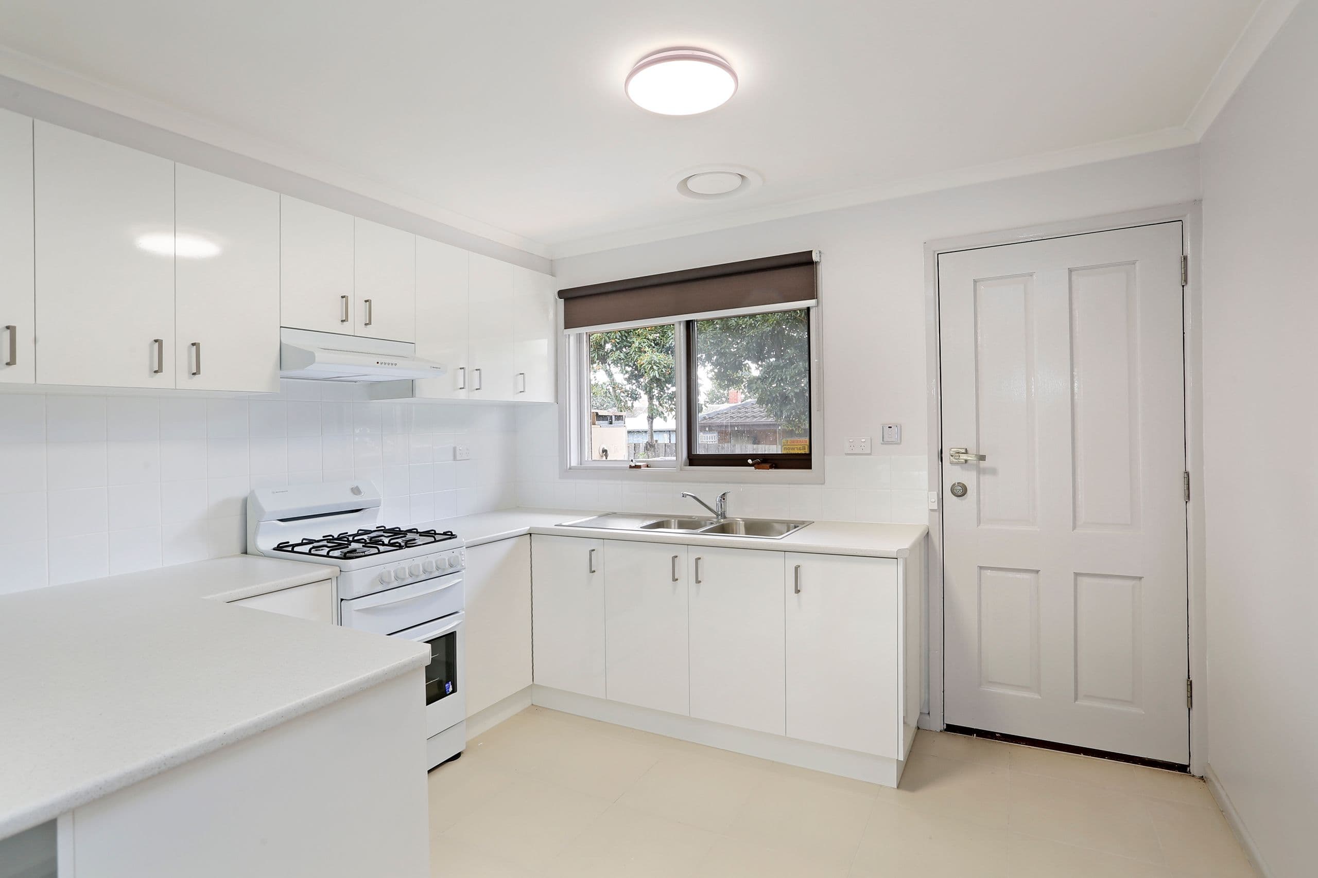 27 Kalver Street, Corio VIC 3214, Corio - Thumbnail 2