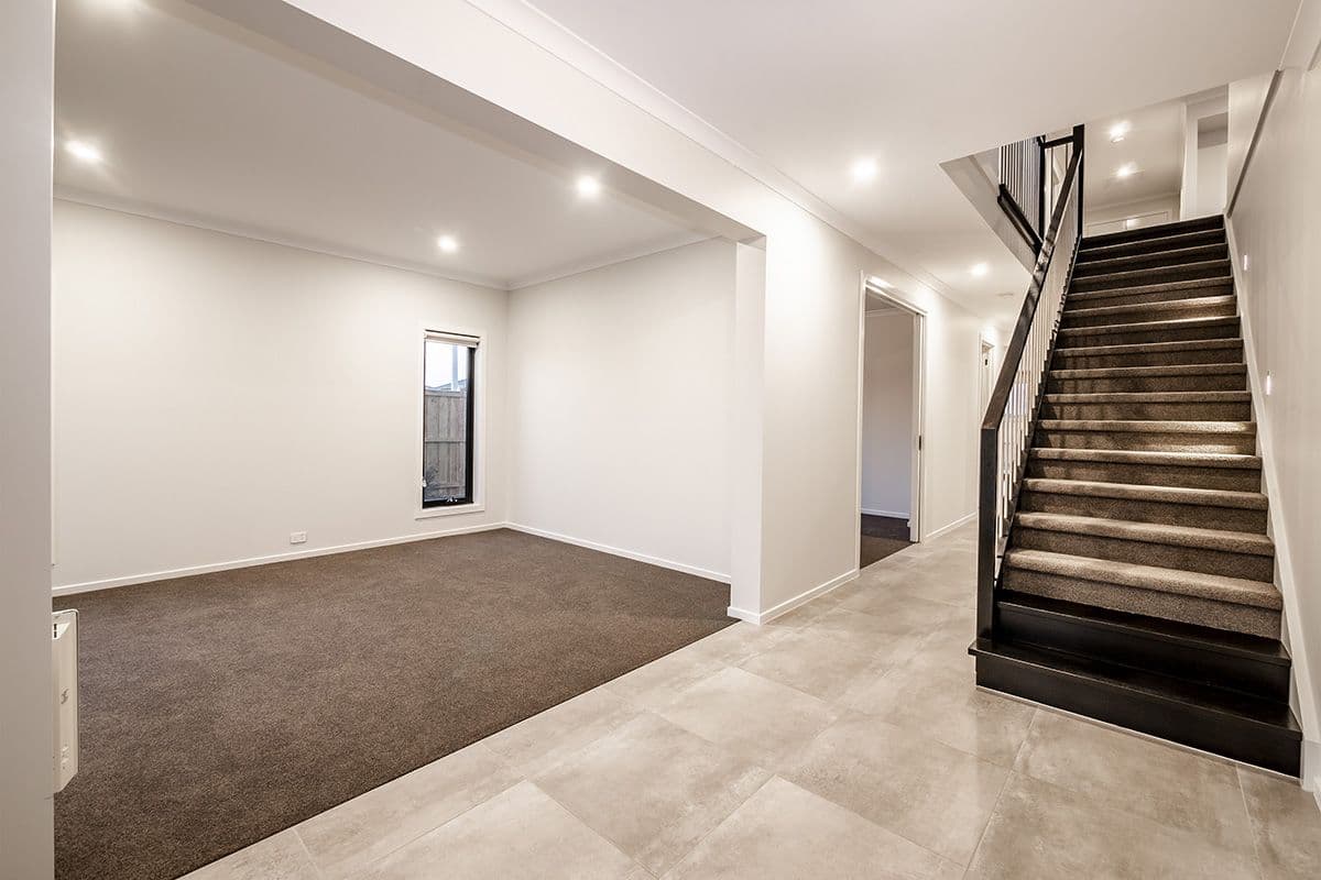 7 Carberry Drive, Clyde North VIC 3978, Clyde North - Thumbnail 2