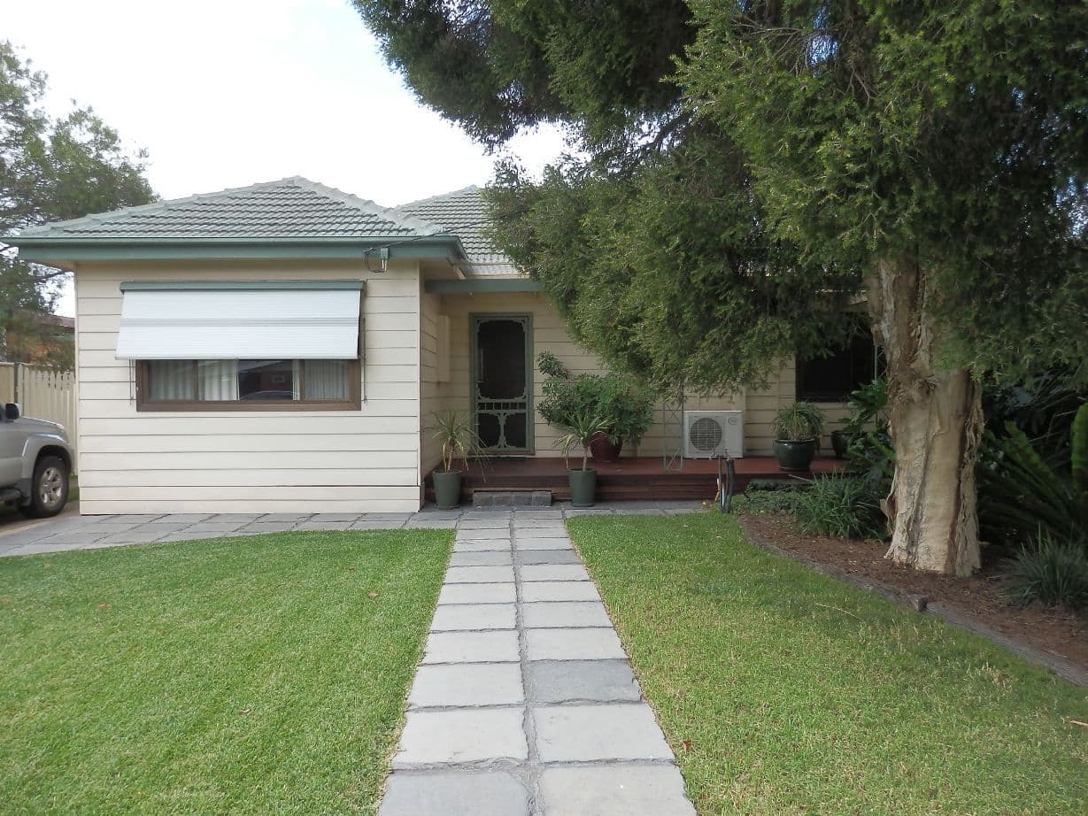 28 Crossen Street, ECHUCA VIC 3564, Echuca - Image 1