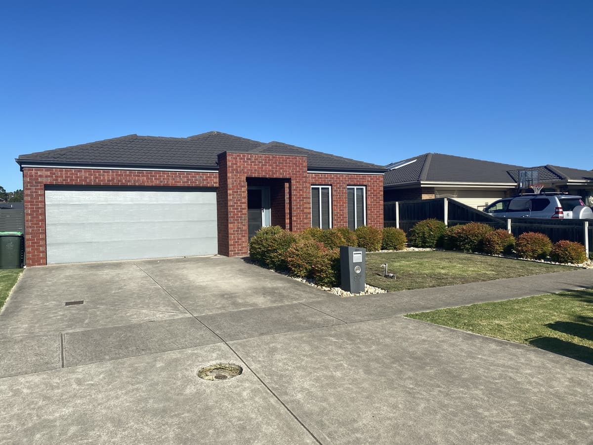 97 Hammersmith Circuit, Traralgon VIC 3844, Traralgon - Thumbnail 2
