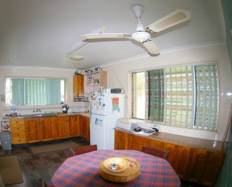 29 Endeavour Street, DECEPTION BAY QLD 4508, Deception Bay - Thumbnail 2