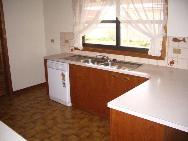 1 Seventh Street, BORDERTOWN SA 5268, Bordertown - Thumbnail 2