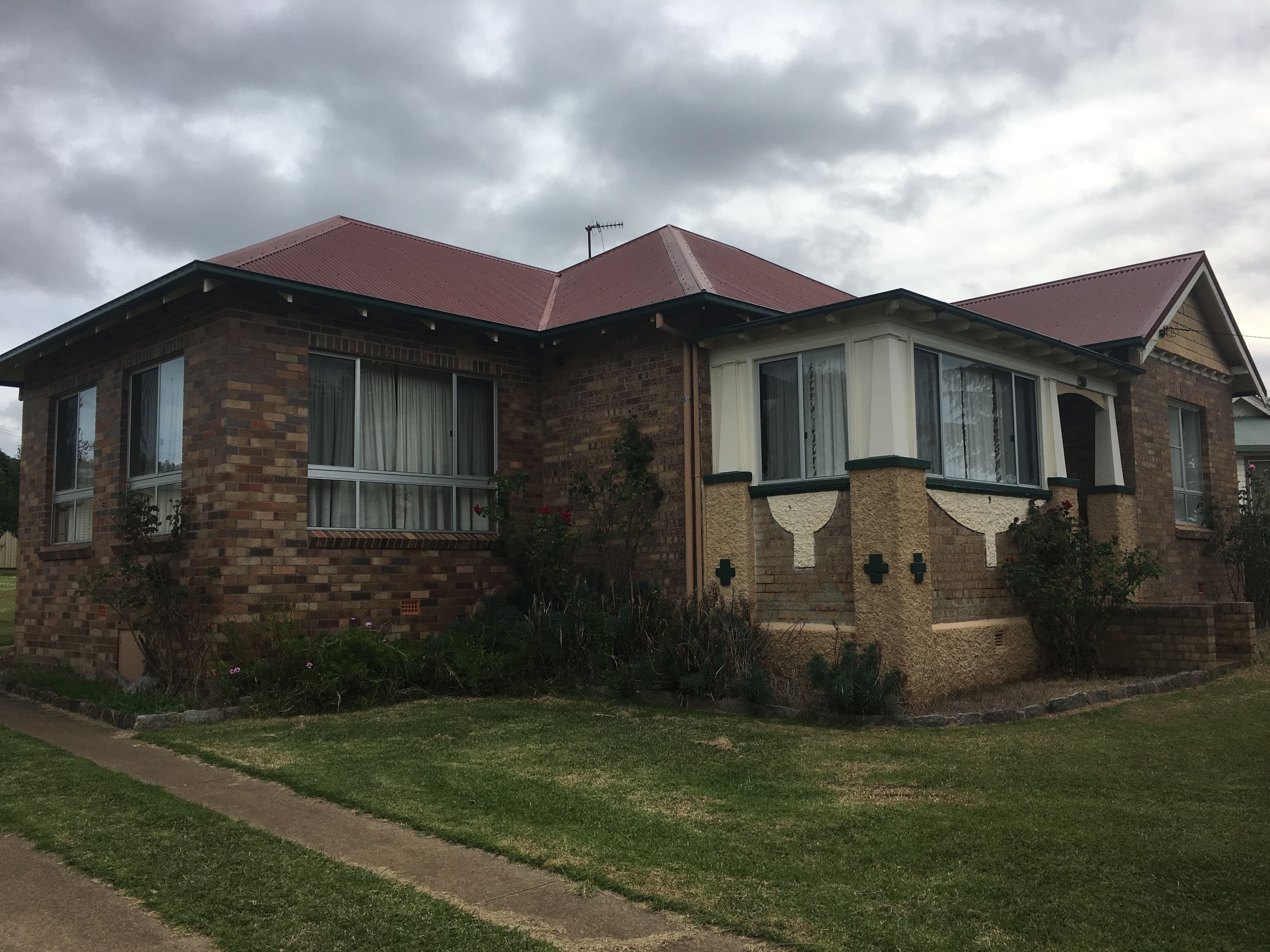 213 Meade Street, Glen Innes - Image 1