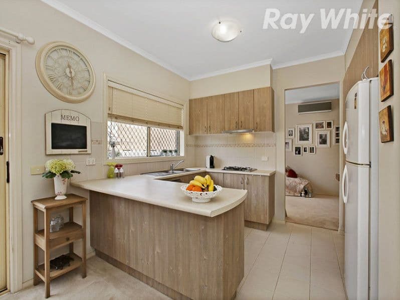 3 Cutleaf Court, BUNDOORA VIC 3083, Bundoora - Thumbnail 2