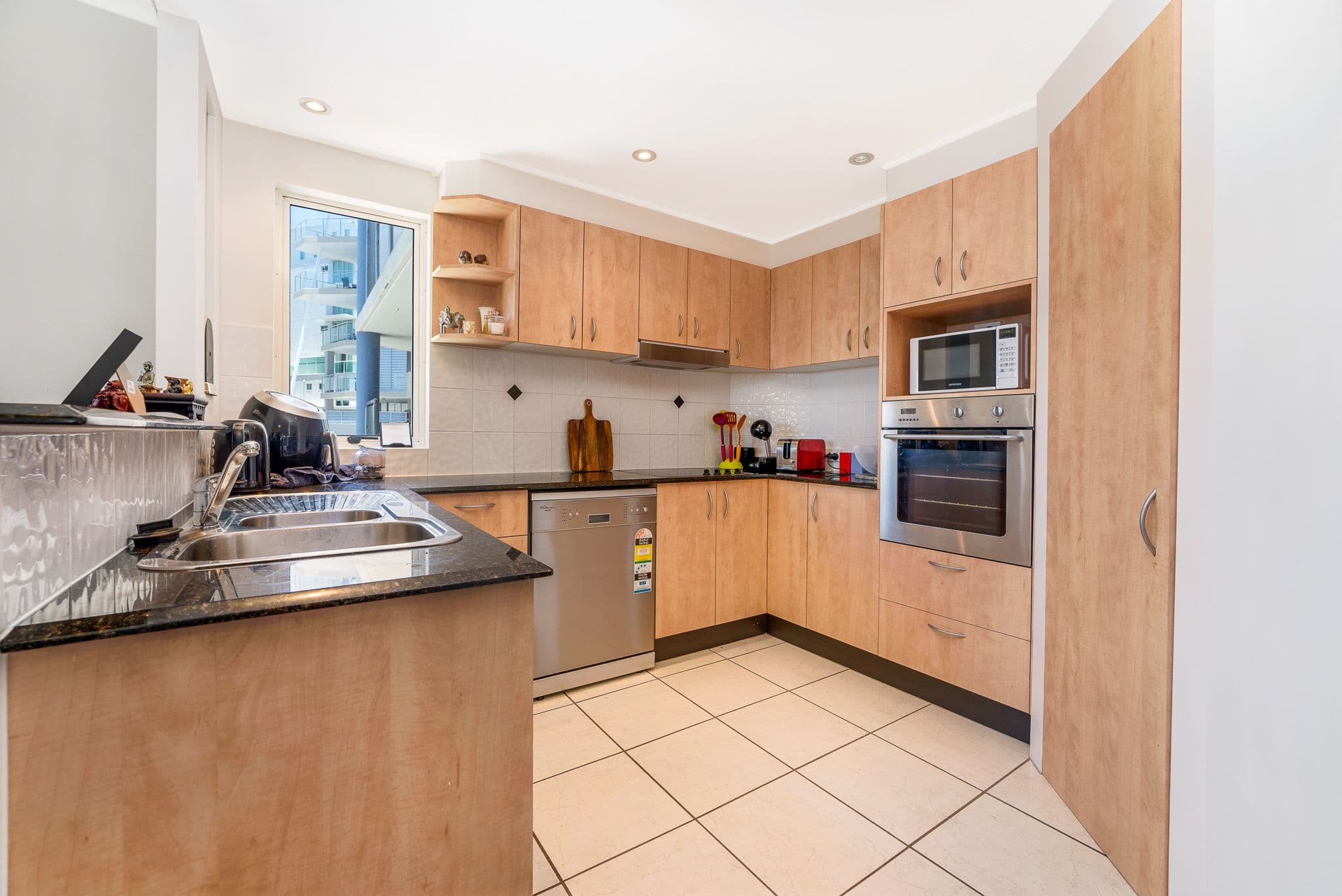 72 Sutton Street, Redcliffe QLD 4020, Redcliffe - Thumbnail 2