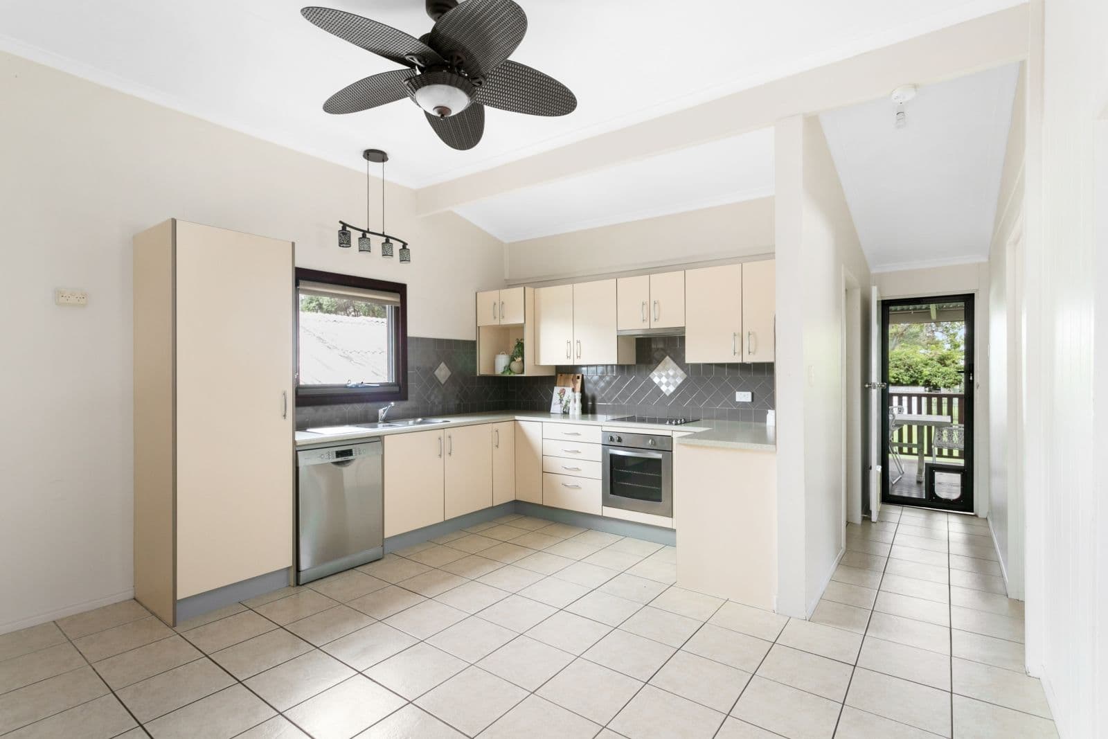 91 Turner Street, Scarborough QLD 4020, Scarborough - Thumbnail 7