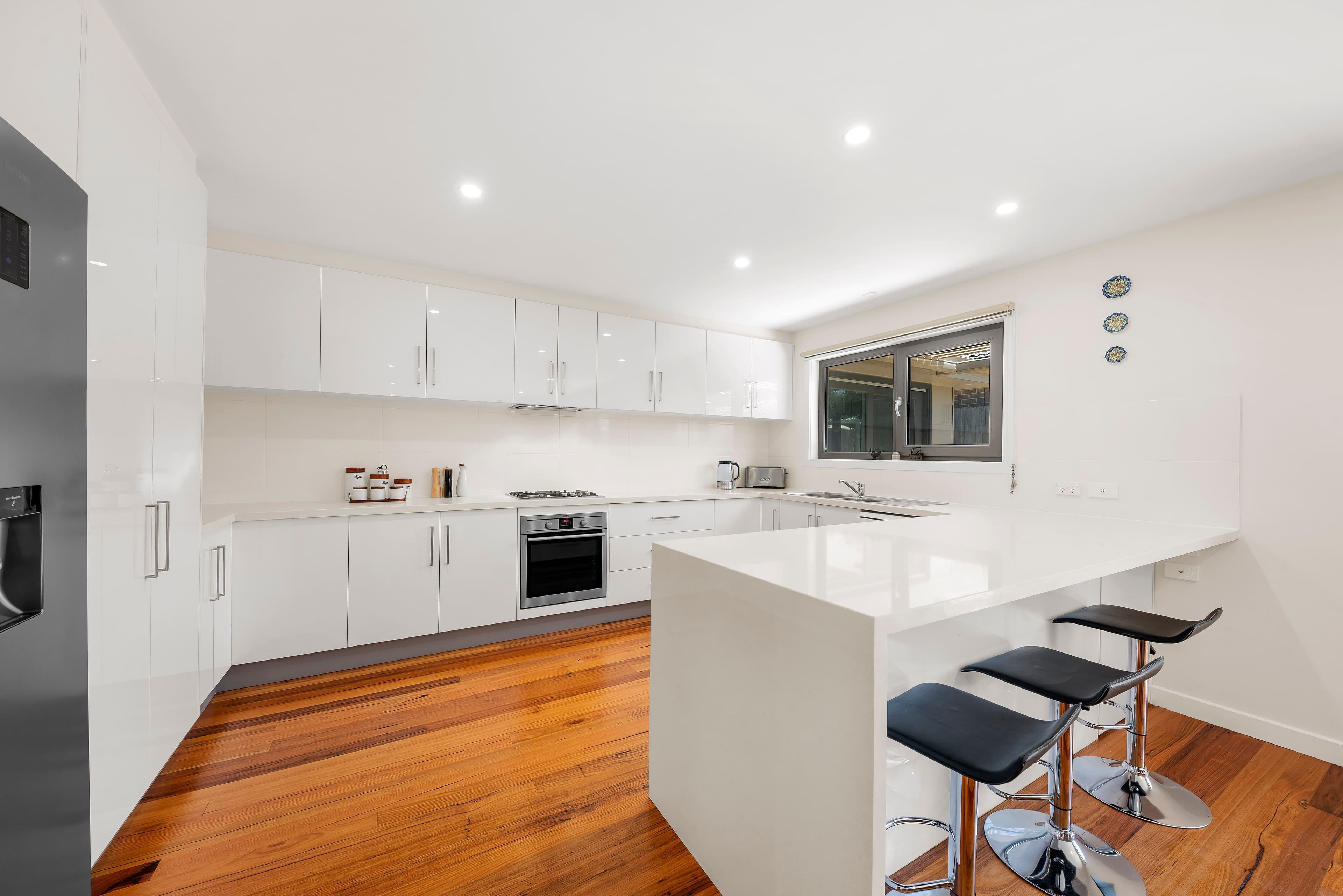 21 Norma Crescent South, Knoxfield VIC 3180, Knoxfield - Thumbnail 2