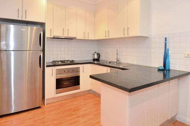 52 Beaconsfield Road, BRIAR HILL VIC 3088, Briar Hill - Thumbnail 5