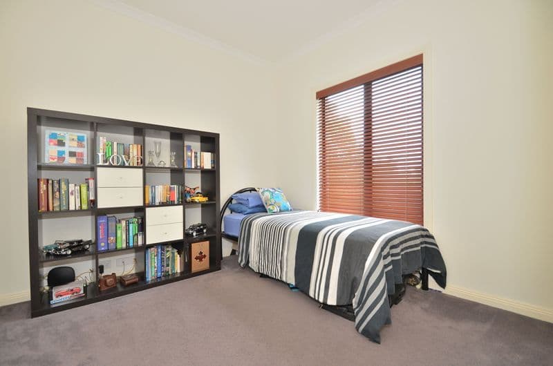 52 Beaconsfield Road, BRIAR HILL VIC 3088, Briar Hill - Thumbnail 8