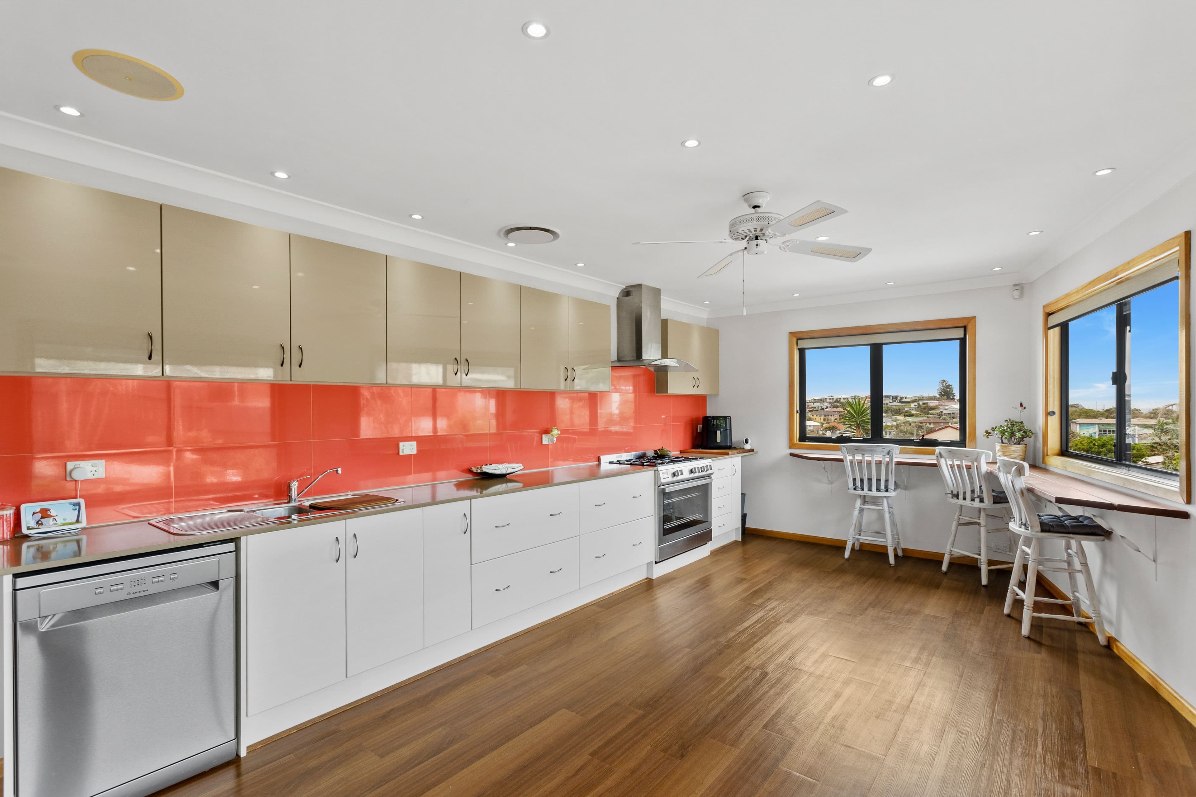 23 Griffiths Avenue, Port Kembla NSW 2505, Port Kembla - Thumbnail 4
