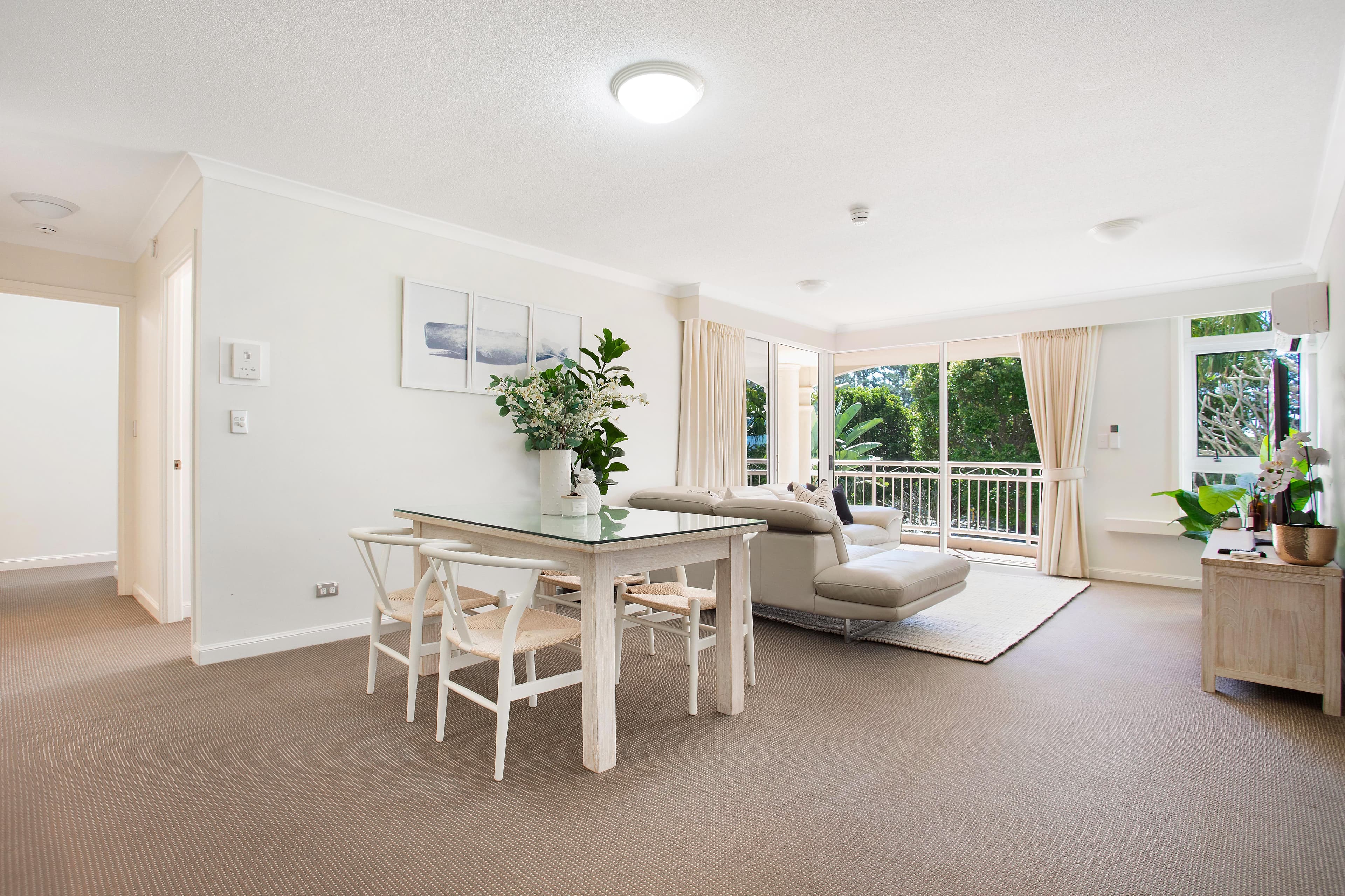 220 The Esplanade, Burleigh Heads QLD 4220, Burleigh Heads - Thumbnail 4