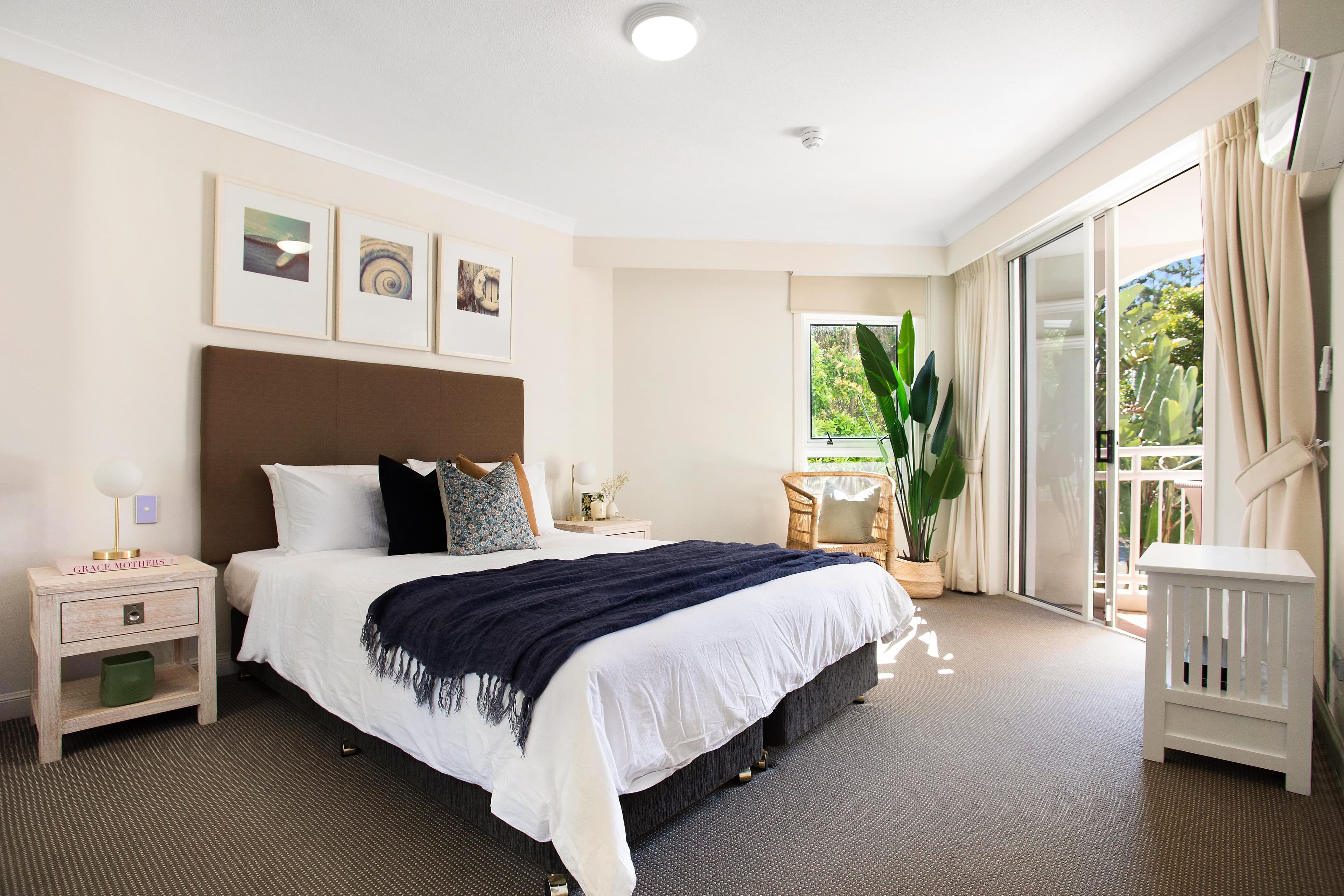 220 The Esplanade, Burleigh Heads QLD 4220, Burleigh Heads - Thumbnail 6