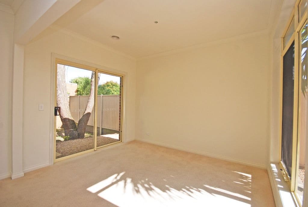 5A Malakoff Street, NEWINGTON VIC 3350, Newington - Thumbnail 6