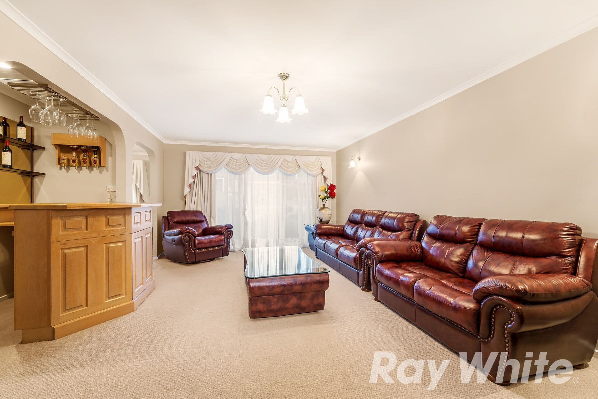 93 Old Orchard Drive, Wantirna South VIC 3152, Wantirna South - Thumbnail 2