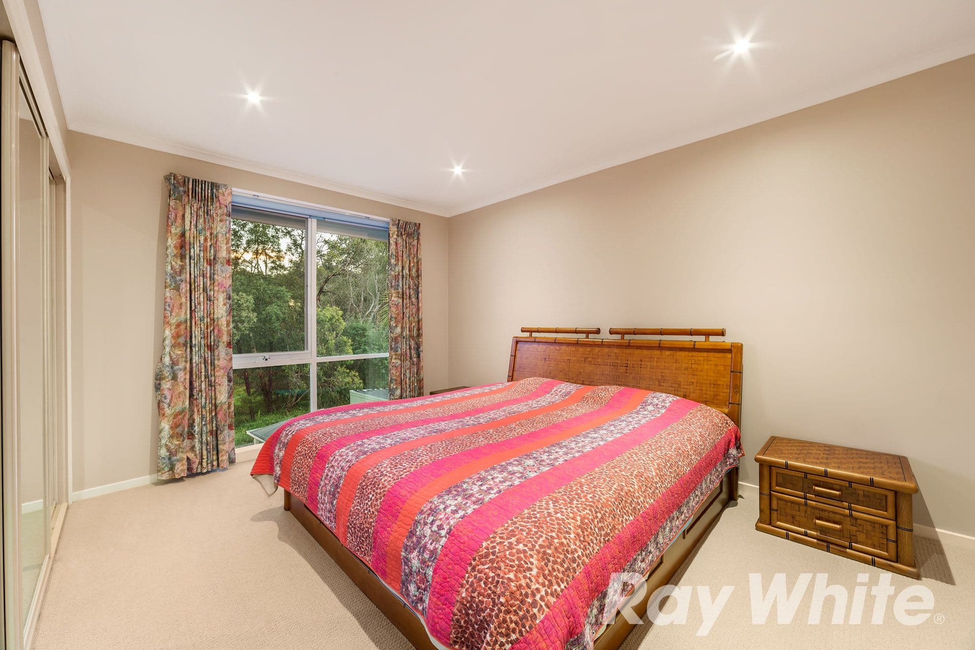 93 Old Orchard Drive, Wantirna South VIC 3152, Wantirna South - Thumbnail 5