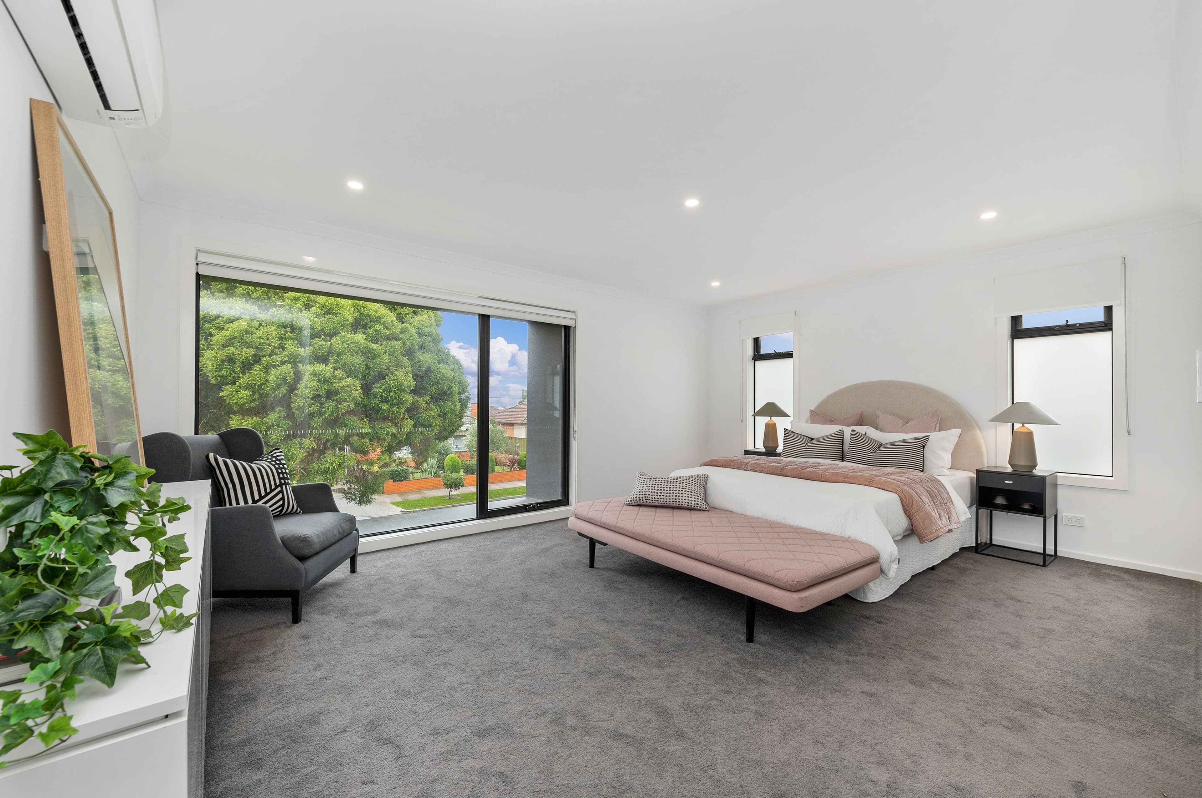 7 Lake Street, Avondale Heights VIC 3034, Avondale Heights - Thumbnail 2