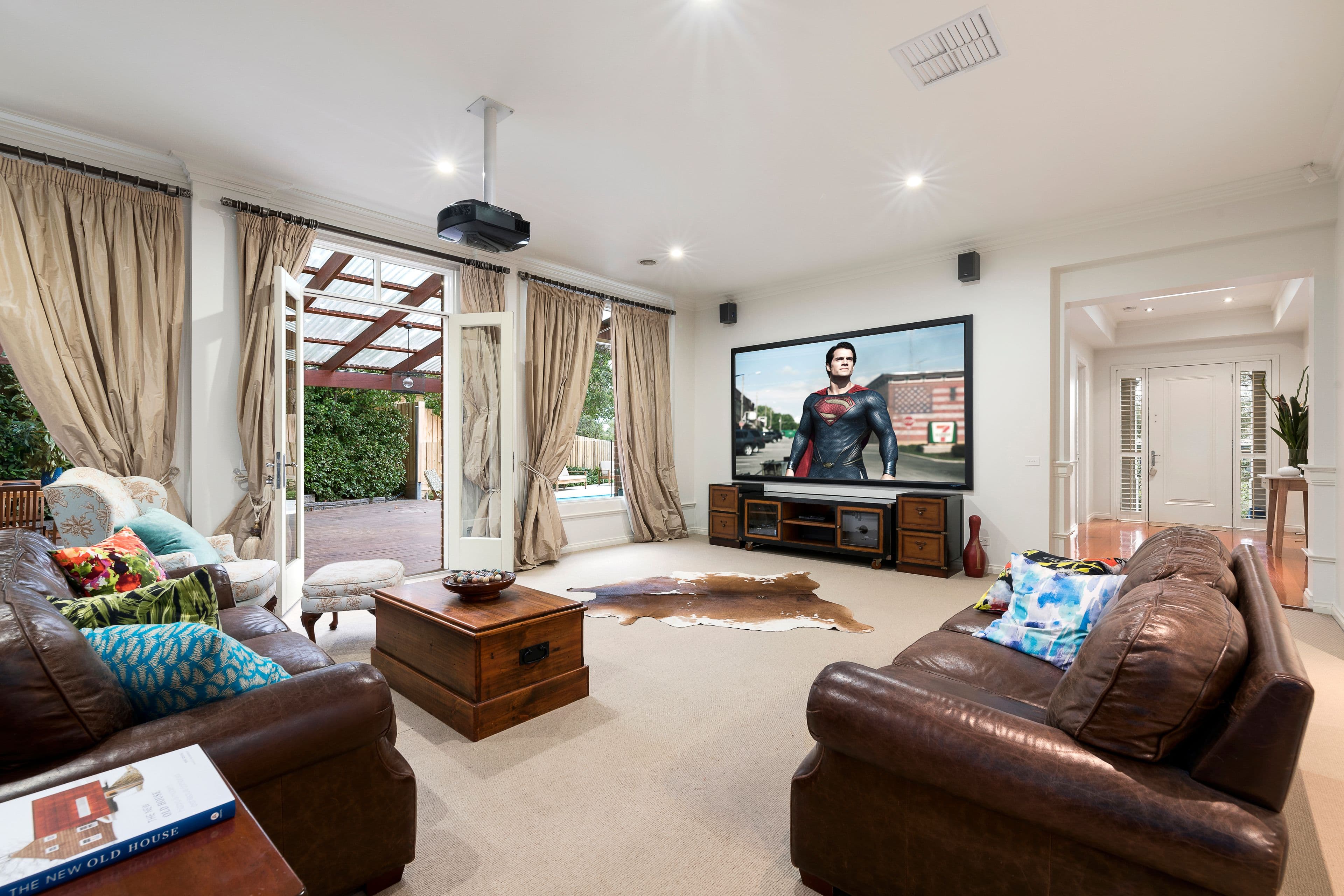26 Mountain Ash Avenue, Ashwood VIC 3147, Ashwood - Thumbnail 2