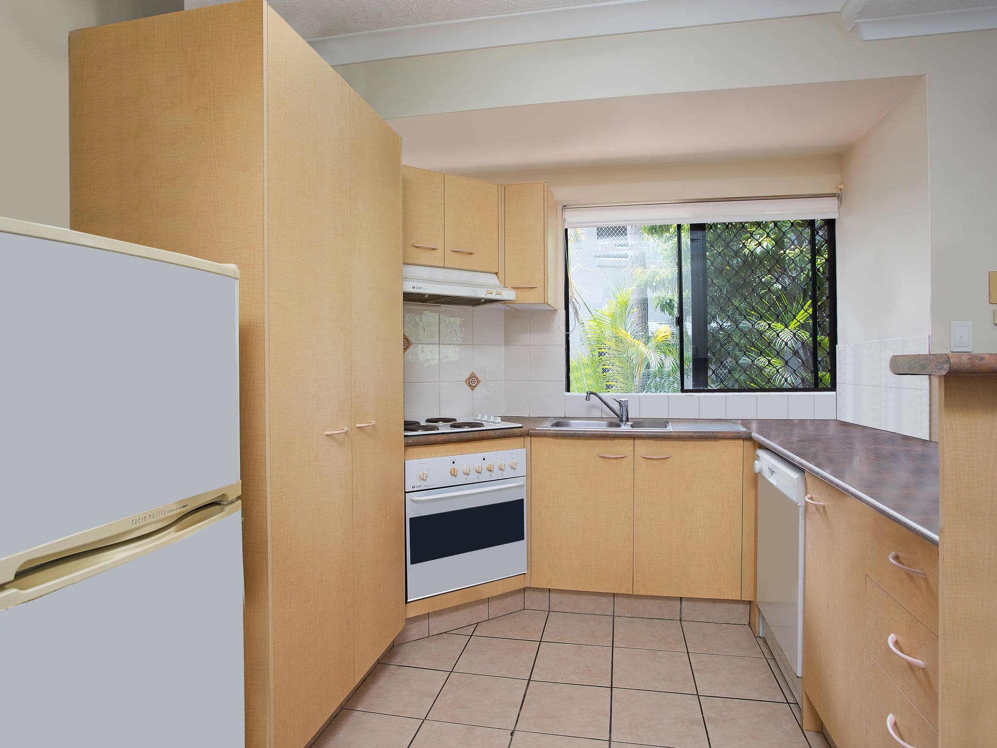 7-13 Barranbali Street, Surfers Paradise QLD 4217, Surfers Paradise - Thumbnail 6