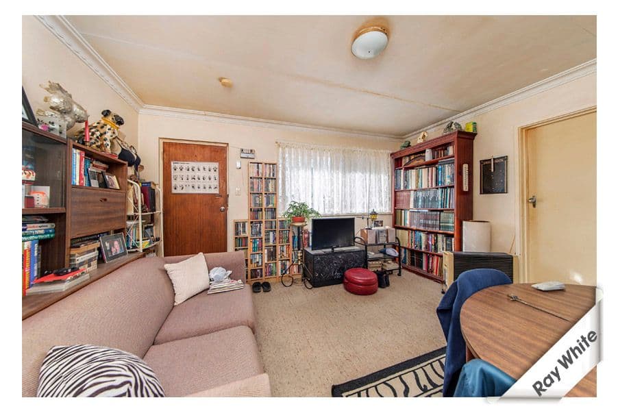 40 Fairmount Crescent, Karabar - Thumbnail 7