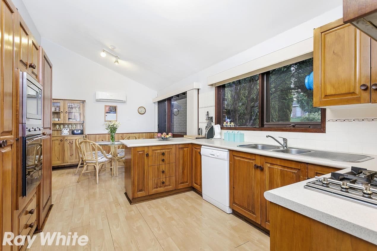 5 Hammond Court, Baulkham Hills - Thumbnail 2