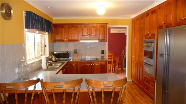 13 Jacaranda Court, RANGEVILLE QLD 4350, Rangeville - Thumbnail 2