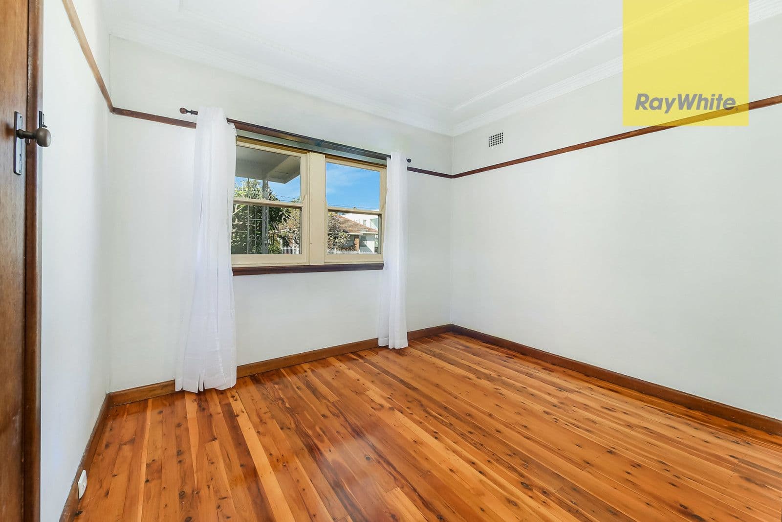 23 Brabyn Street, North Parramatta - Thumbnail 6