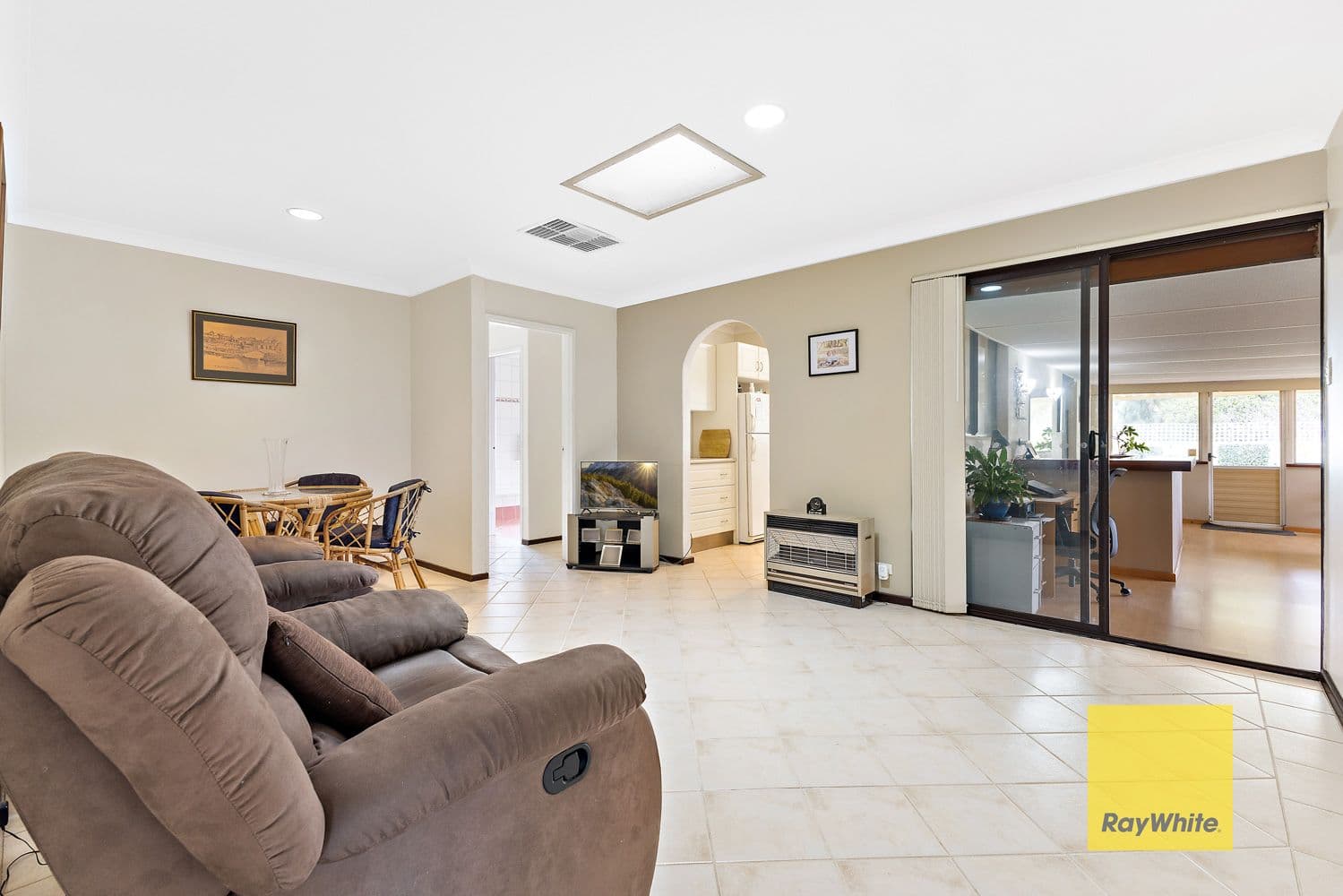 3 Ryland Road, Kelmscott WA 6111, Kelmscott - Thumbnail 5