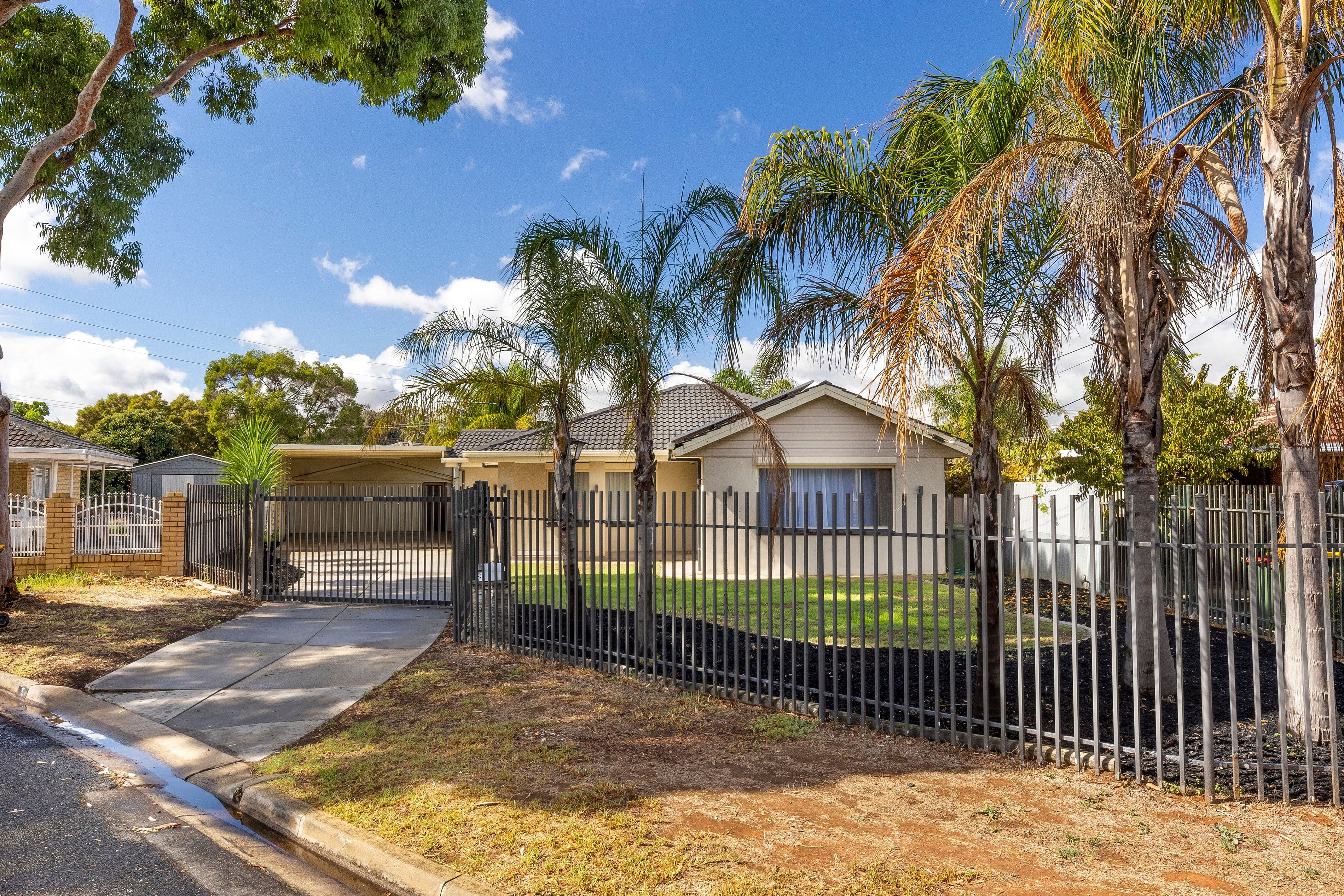 5 Walnut Avenue, Parafield Gardens SA 5107, Parafield Gardens - Image 1